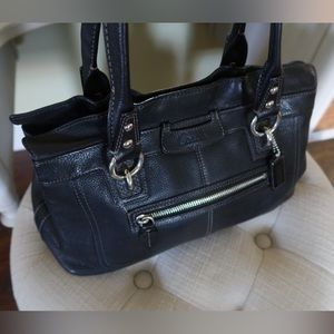 Black leather COACH shoulder bag